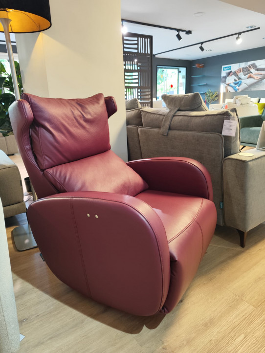 Buataca pell Dalmata relax electric model Kim de FAMA // abans 1837€ // OFERTA EXPO 1285€