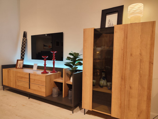 Conjunt moble menjador acabat sintético de Salcedo 306CMS // ABANS 1710€ // OFERTA EXPO 1200€