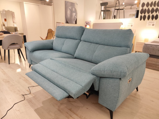Sofa relax electric de 244CMS // ABANS 1776€ // OFERTA EXPO 1200€ ( VENUT )