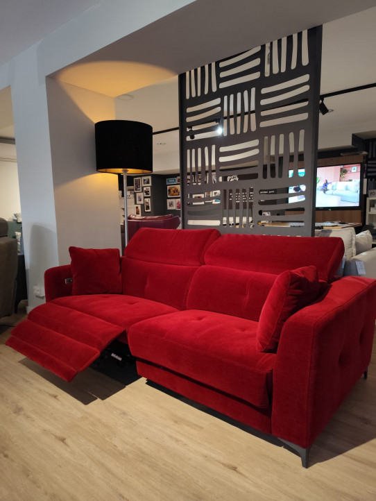 Sofa relax electrico de 224CMS PEDRO ORTIZ // ANTES 2300€ // OFERTA EXPO 1300€